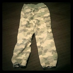 Girls camouflage pants